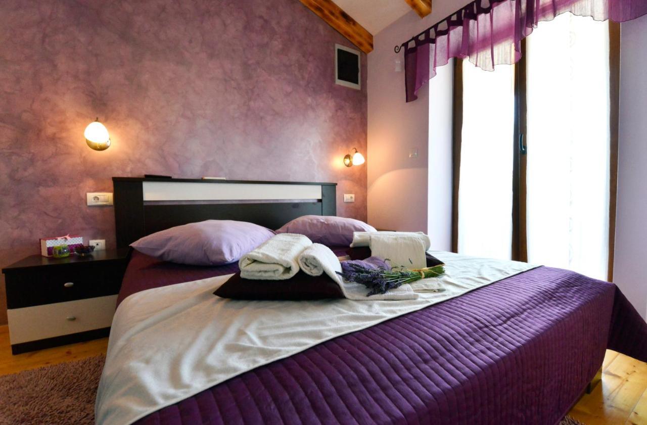 Bed And Breakfast Casa Rustica Vodnjan Bagian luar foto